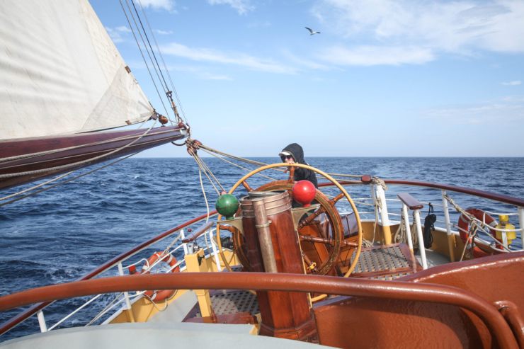 Morgenster-Tall-Ship-Sailing-Adventure-Sail-Training-Windseeker-1536x1024.jpg